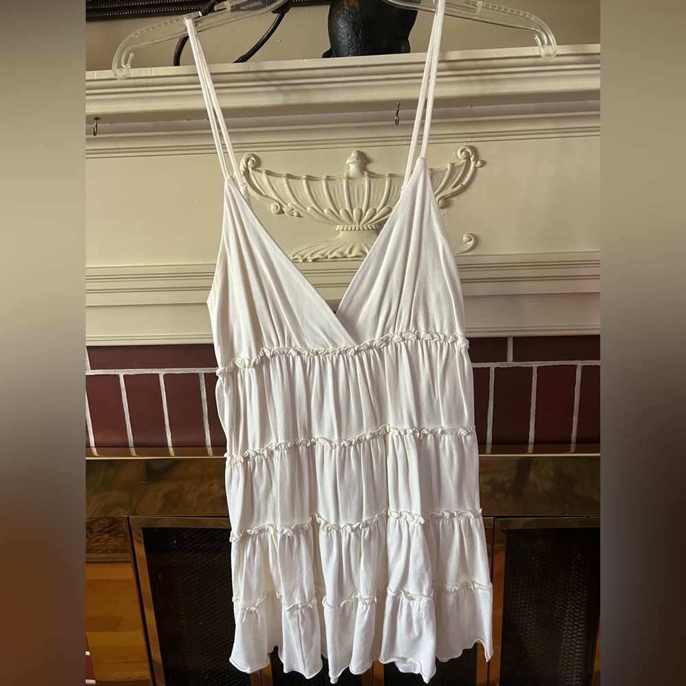 Victoria’s Secret MODA International babydoll ruffle top. White. Sz: S. Sexy.